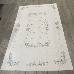 82 X 49 White Embroidered Tablecloth Hummingbirds Butterflies Flowers Purple